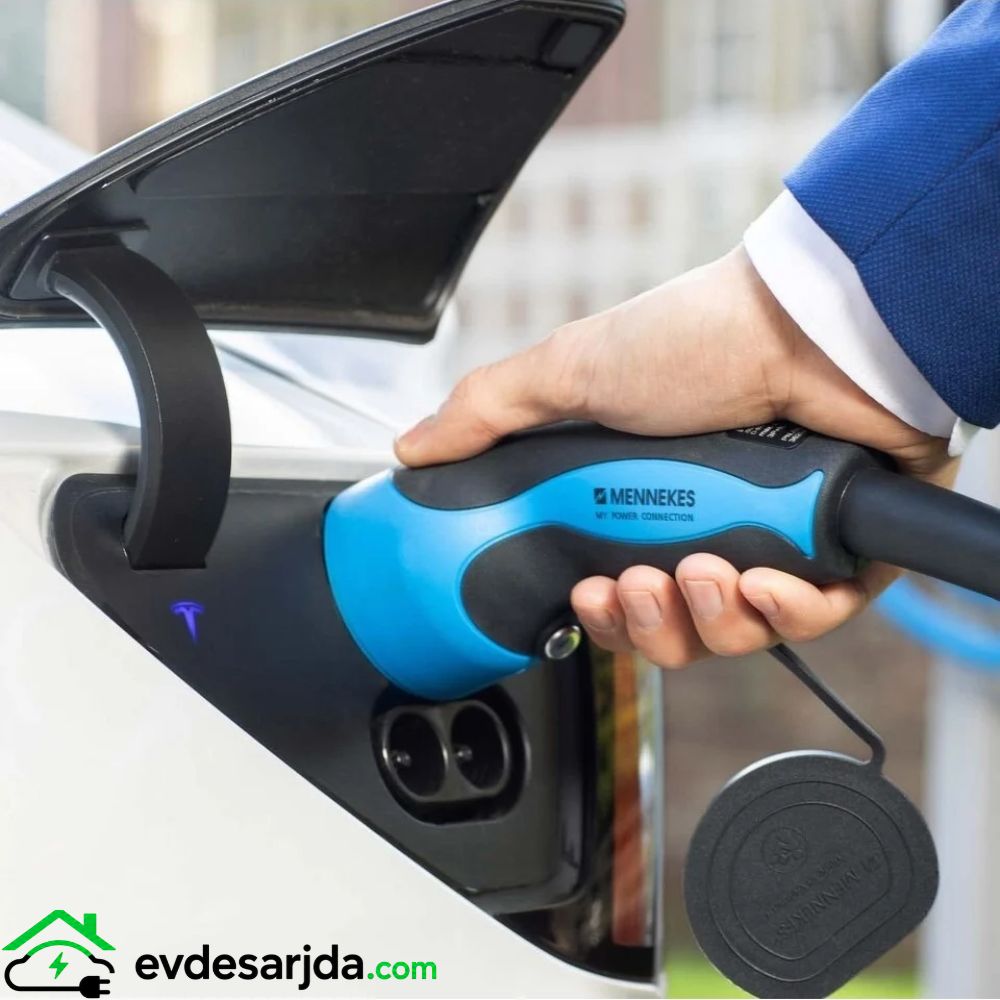 Mennekes 36213 22 kW 32 A Tip 2 elektrikli araç şarj kablosu